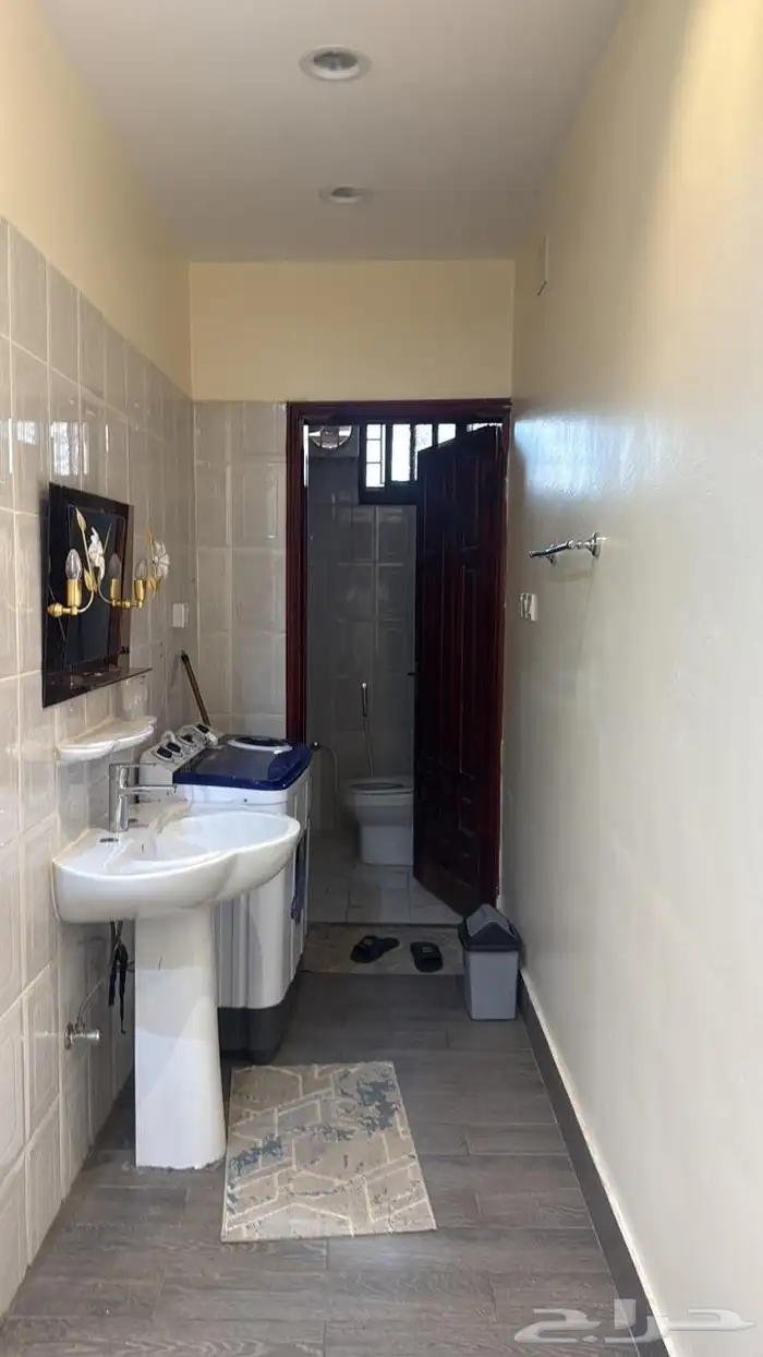 شقة مؤثثة غرفتين وصالة بسطوح خاص بيها 5