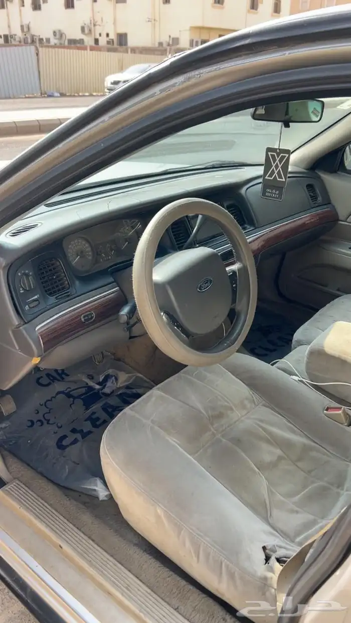 فورد فكتوريا 2006 6