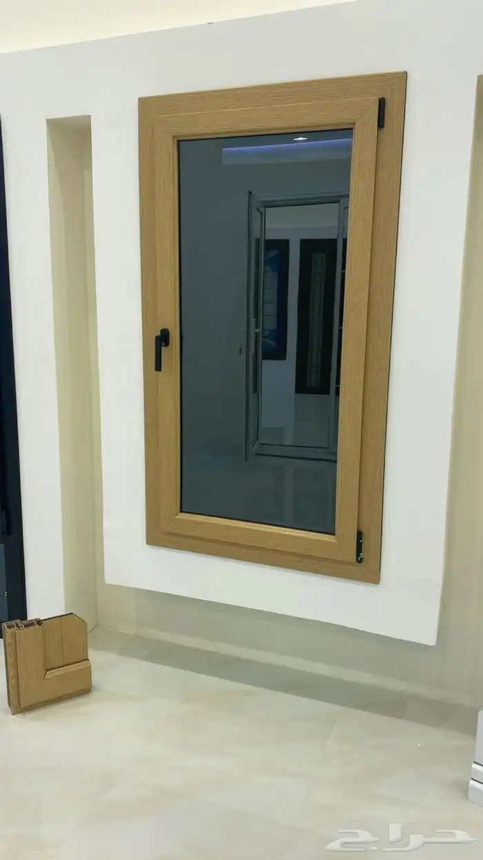 معرض نوافذ وابواب 9
