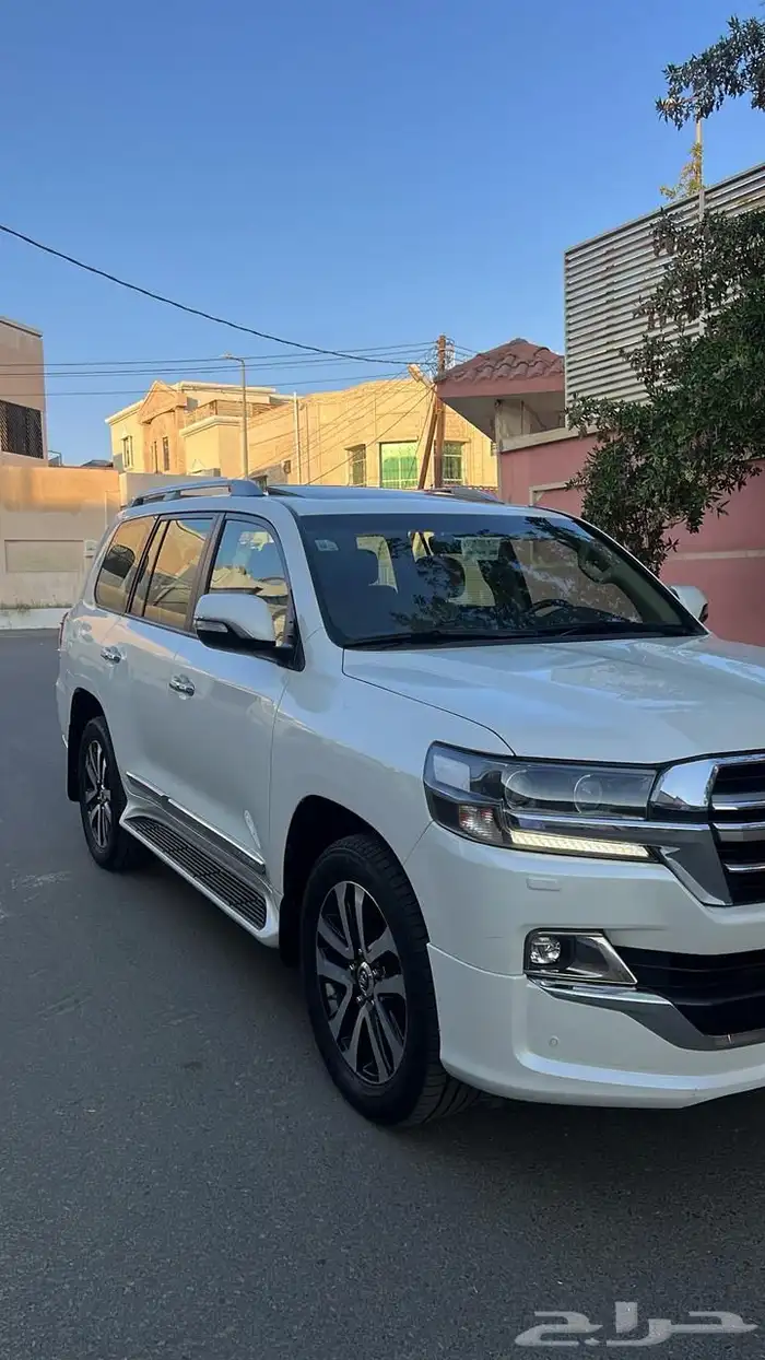 لاند كروزر 2019 تورنق 4