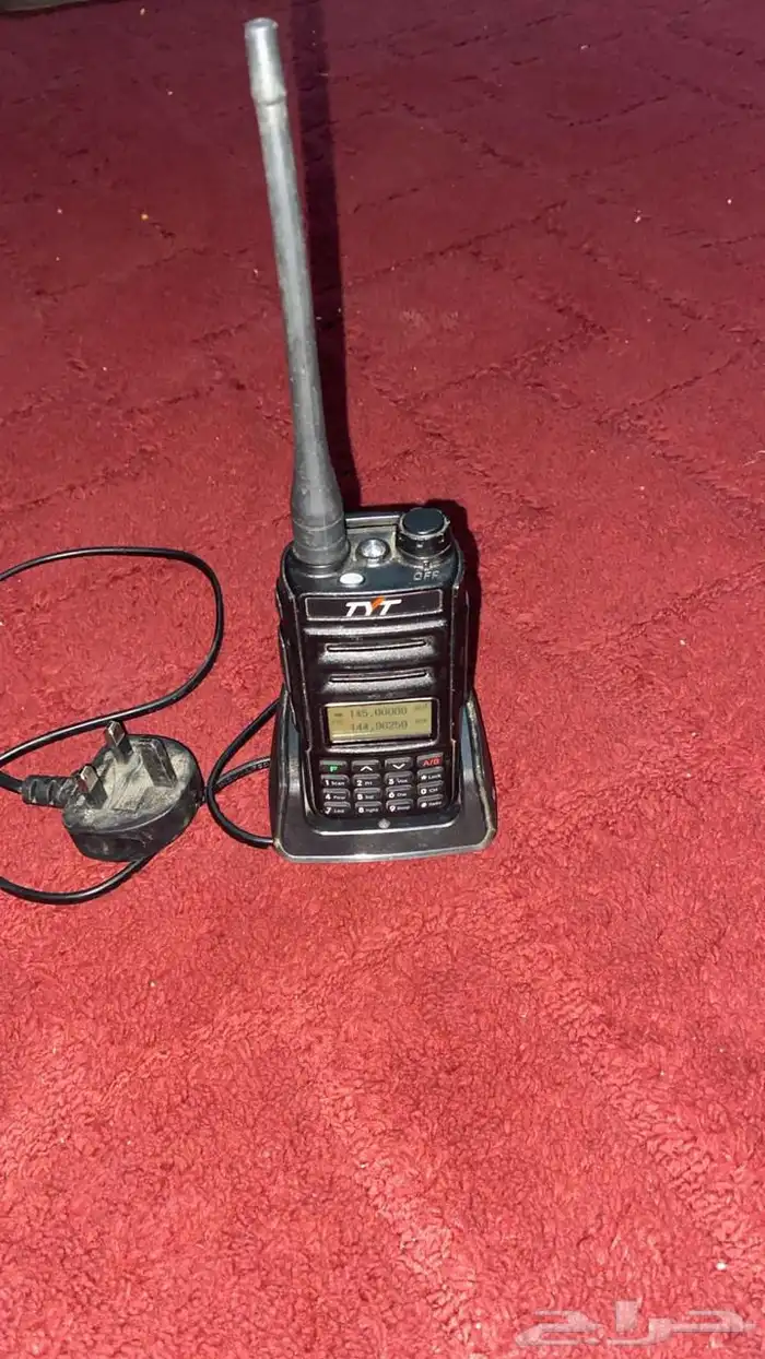 جهاز يدوي تي واي تي معه شاحن بيت 0