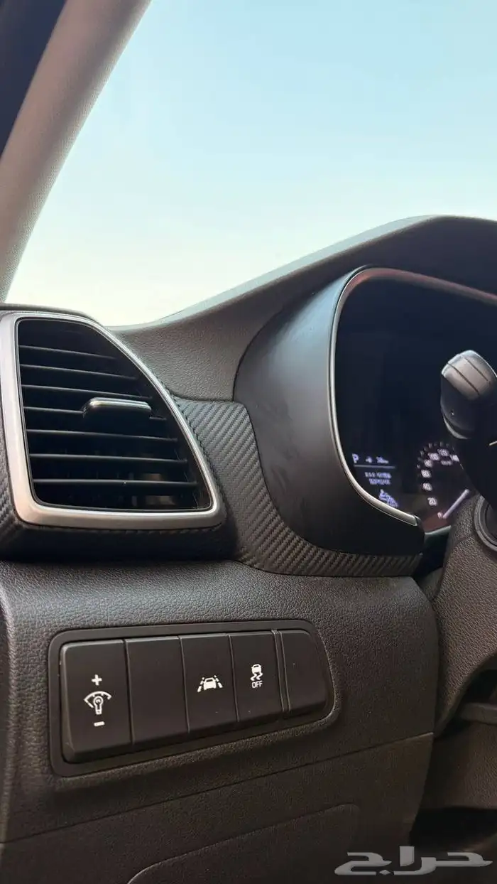 توسان 2020 ( ديزل ) بحالة الوكالة 7