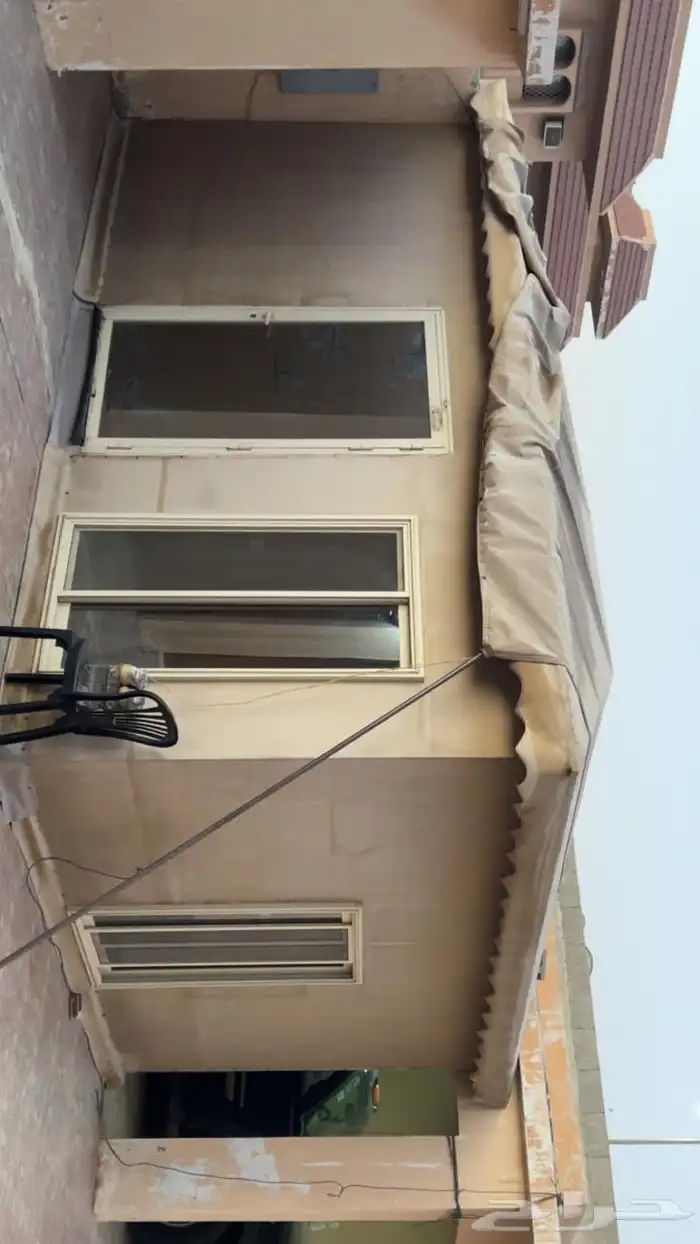 خيمة ثابتة للبيع بكامل تجهيزاتها 0