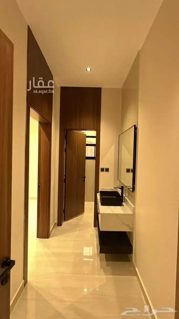 للبيع شقه دوبلكس 6 غرف حي احد 71 مودرن 1