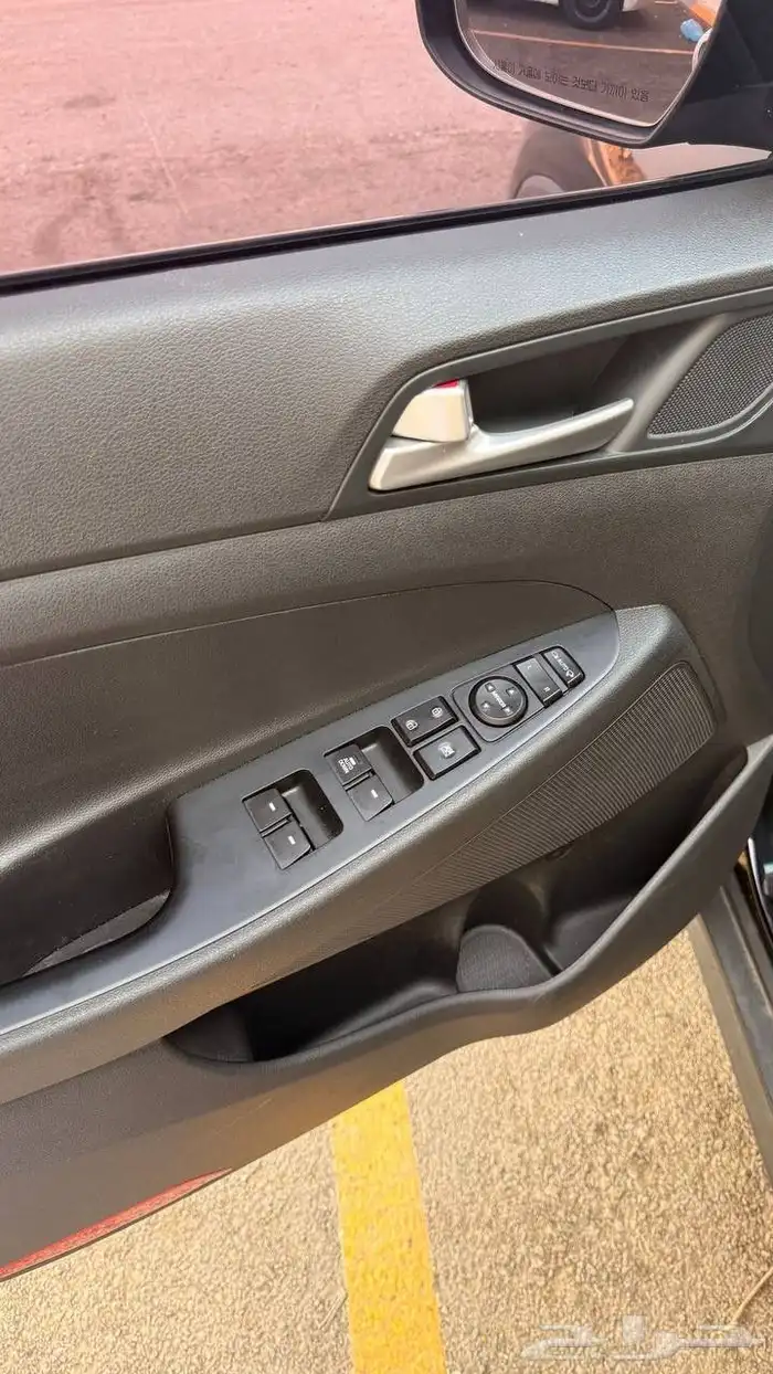 توسان 2020 ( ديزل ) بحالة الوكالة 5