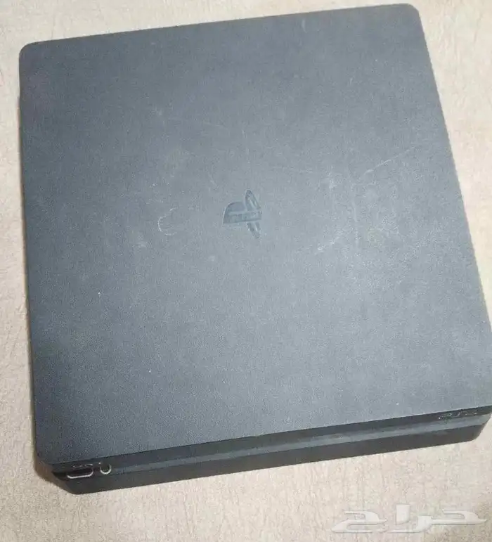 سوني فور مستخدم نظيف ماعمره طب الصيانه 0