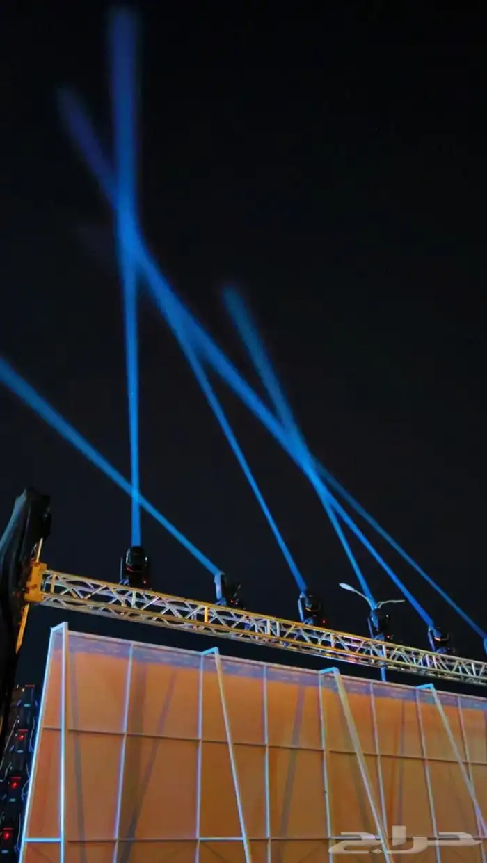 تاجير بيمات ليازر بيمات علا اسطوح. قوي ليازر لسماء 0