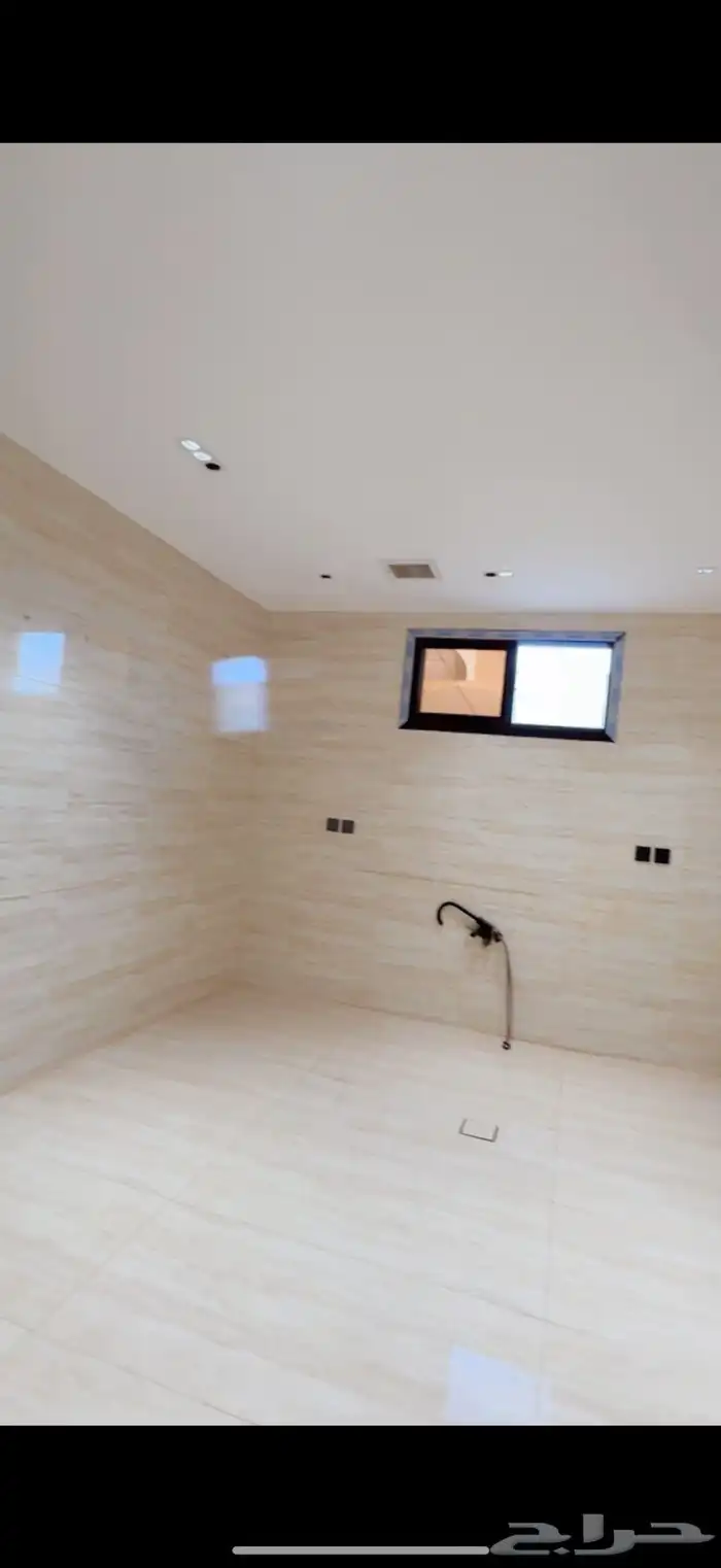 شقة للإيجار حي الرمال 18