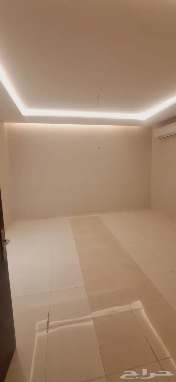 شقة للإيجار حي الجنادرية 10