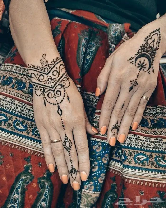 نقش حنة وتاتو اسود بصبغة 13