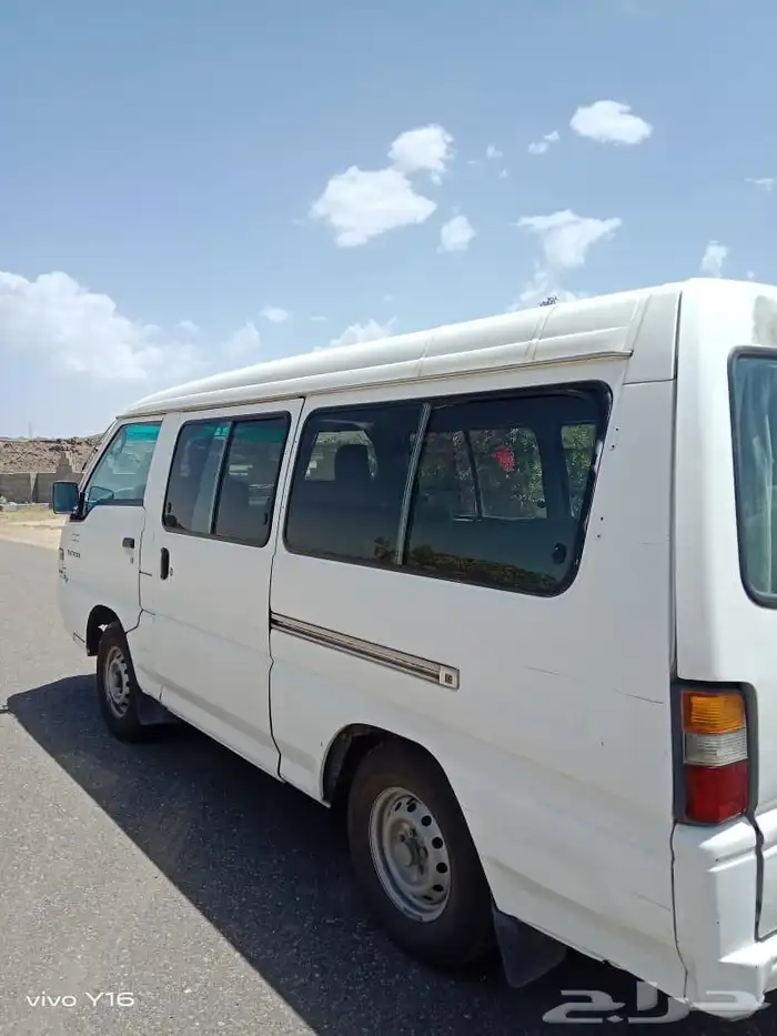 باص مستبيشي 2011 L300 8