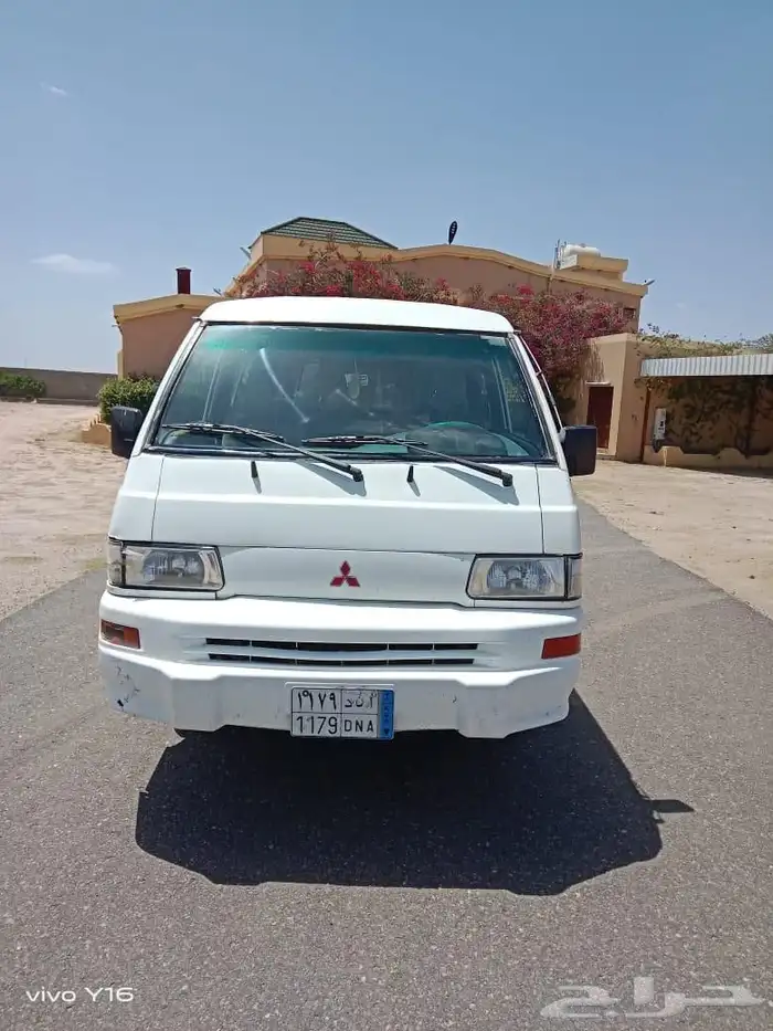 باص مستبيشي 2011 L300 0