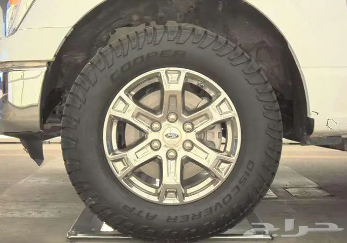 2023 Ford F-150 LARIAT Crew Cab Short Bed 3