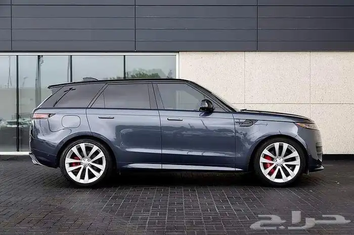 للبيع رانج روفر سبورت 2023 فل الفل V8 الوان مميزه وارد كندا 2