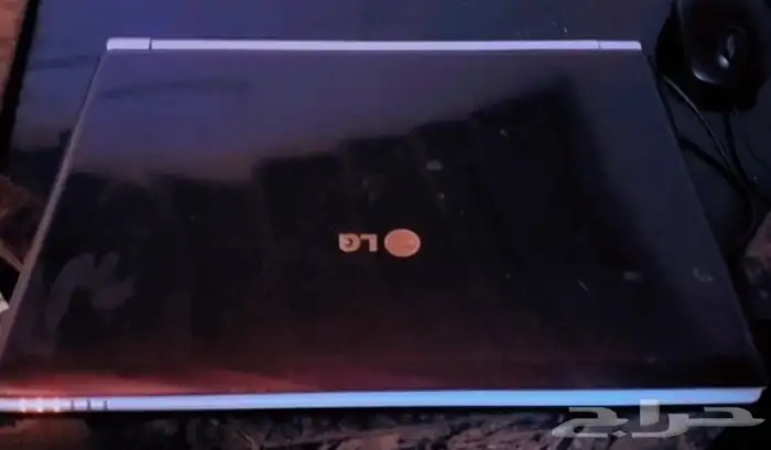 اعرض لكم لابتوب LG مافيه اي شي بس فيه ملاحضه فرمته وفصل النت 0