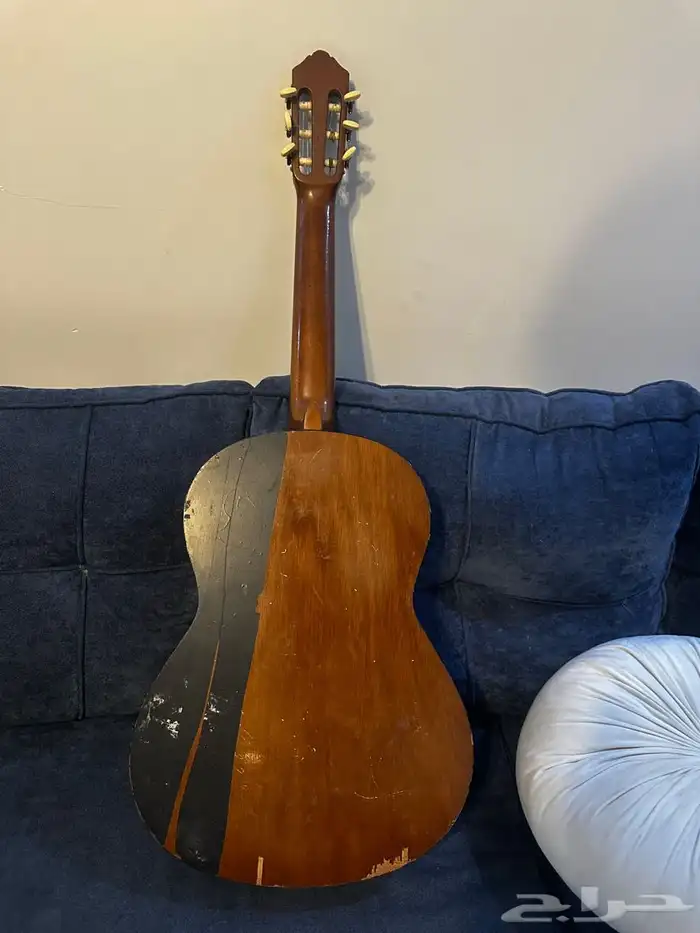 جيتار ياماها آخر صناعه نظيف 7