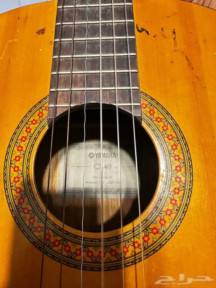 جيتار ياماها آخر صناعه نظيف 2