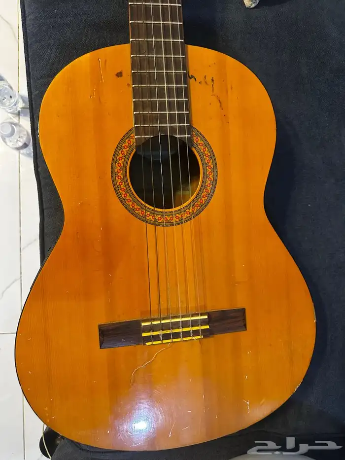 جيتار ياماها آخر صناعه نظيف 5