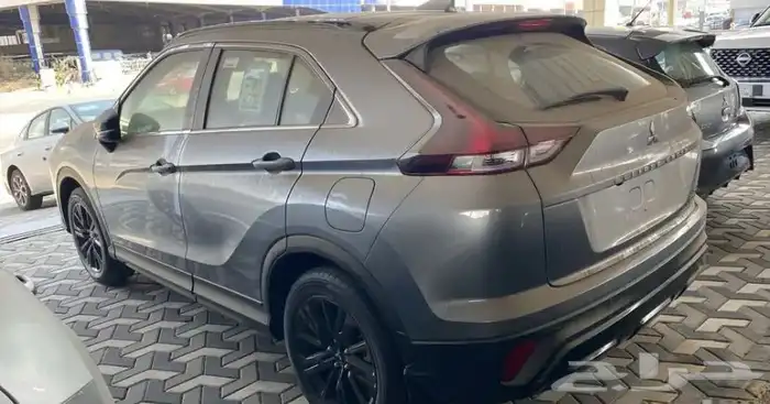 ميتسوبيشي اكلبس كروس 2025 فل 3