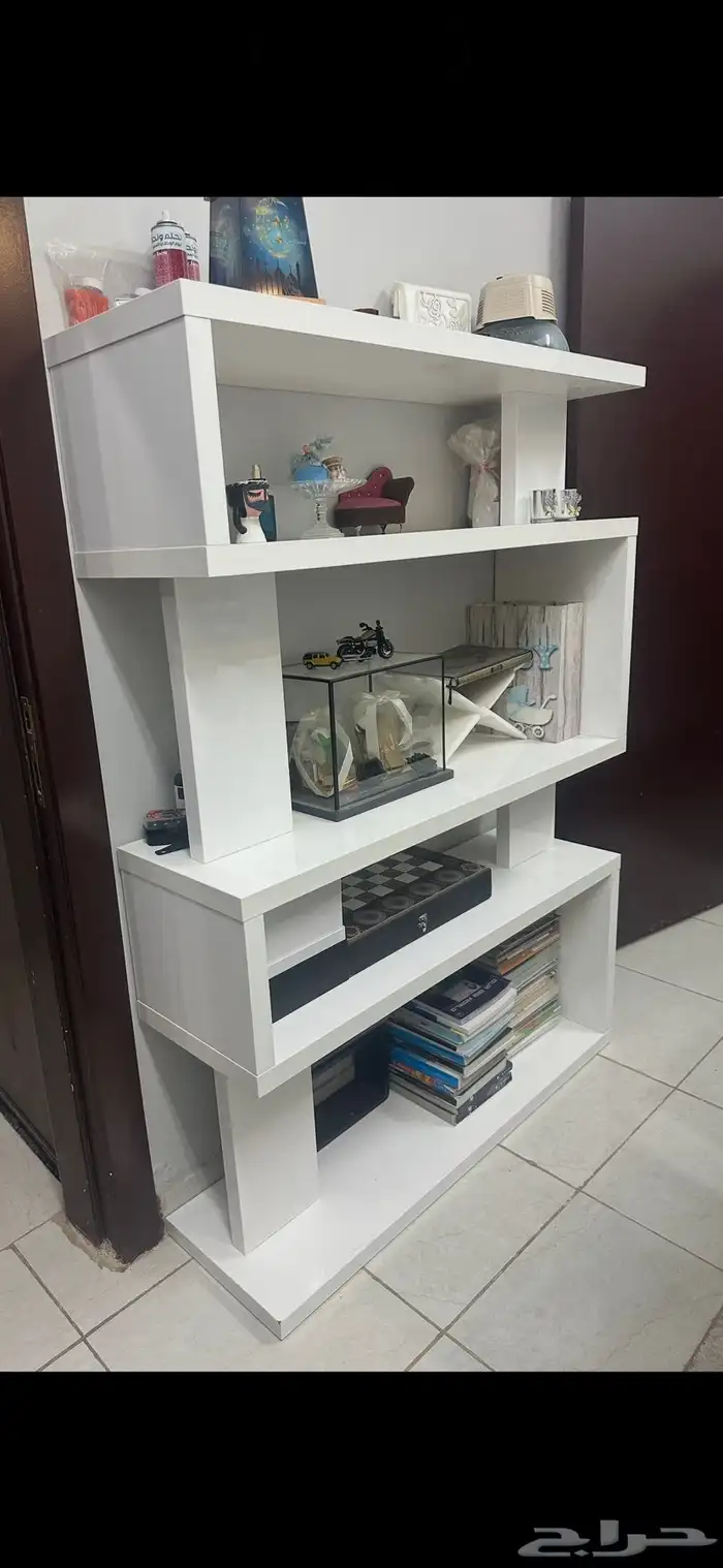 طاولة سفرة 6 كراسي مع سجادة و وحدة رفوف للبيع 8