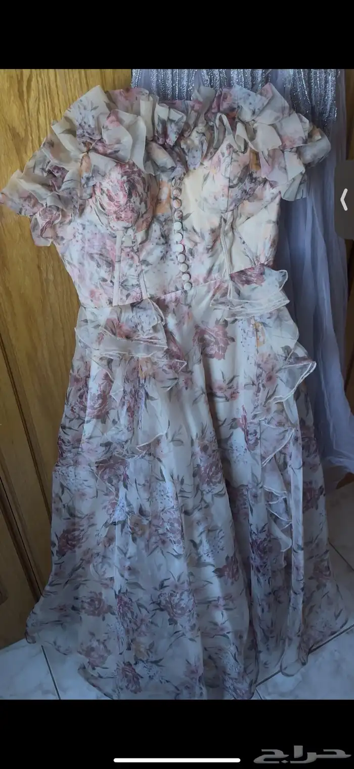 فستانين للبيع مستعمله جديده 2