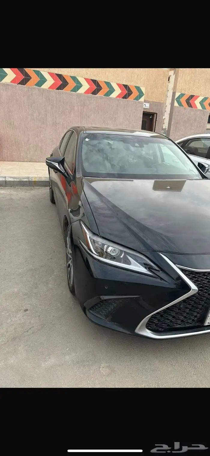 لكزس 250الموديل 2022 3