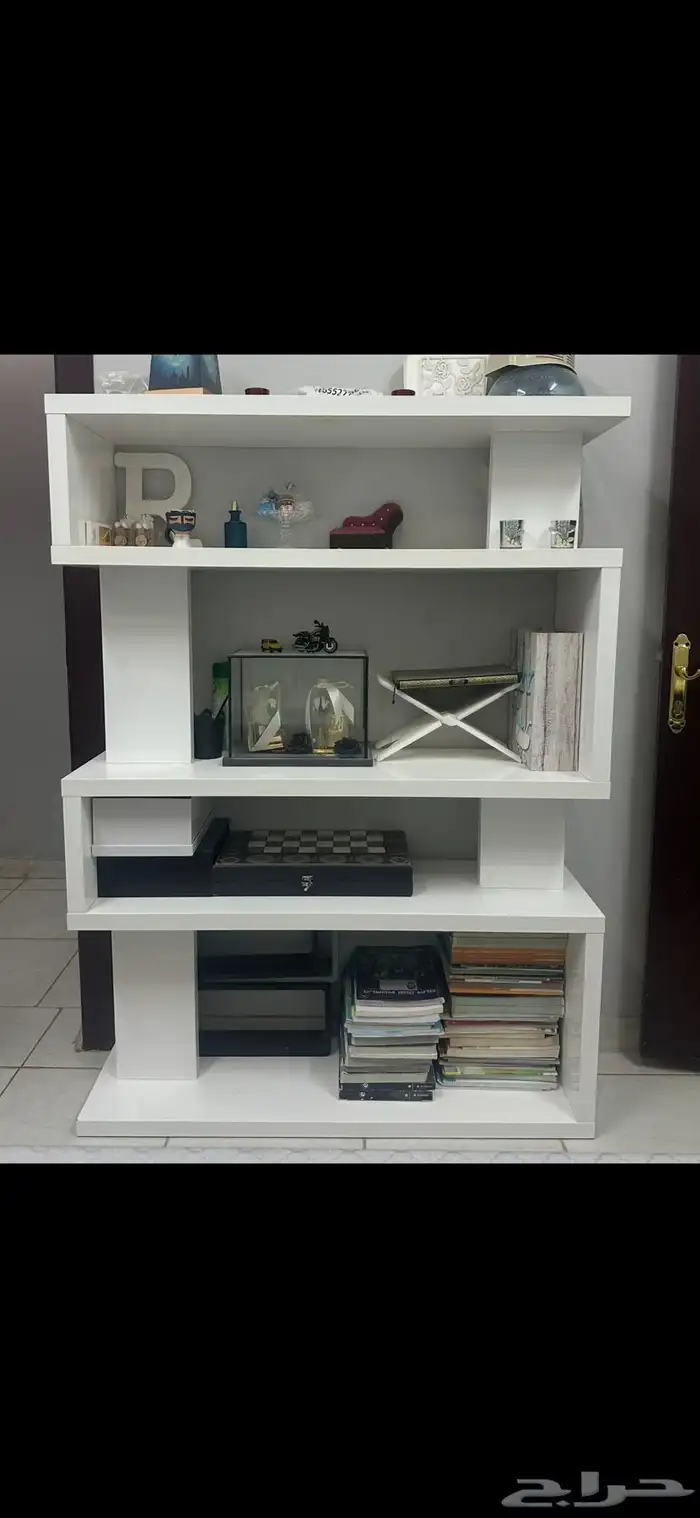 طاولة سفرة 6 كراسي مع سجادة و وحدة رفوف للبيع 7