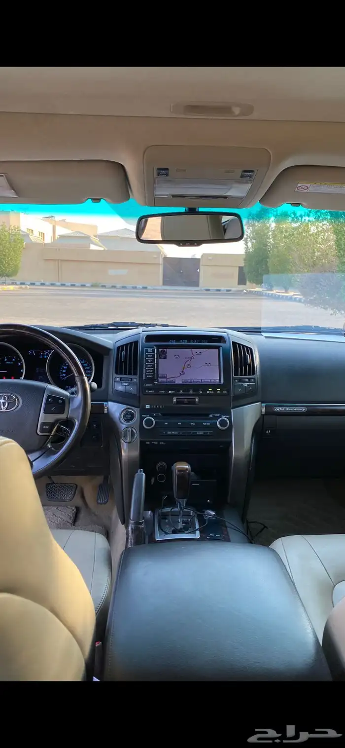 لاندكروزر في اكس ار 2011 5.7 سعودي 10