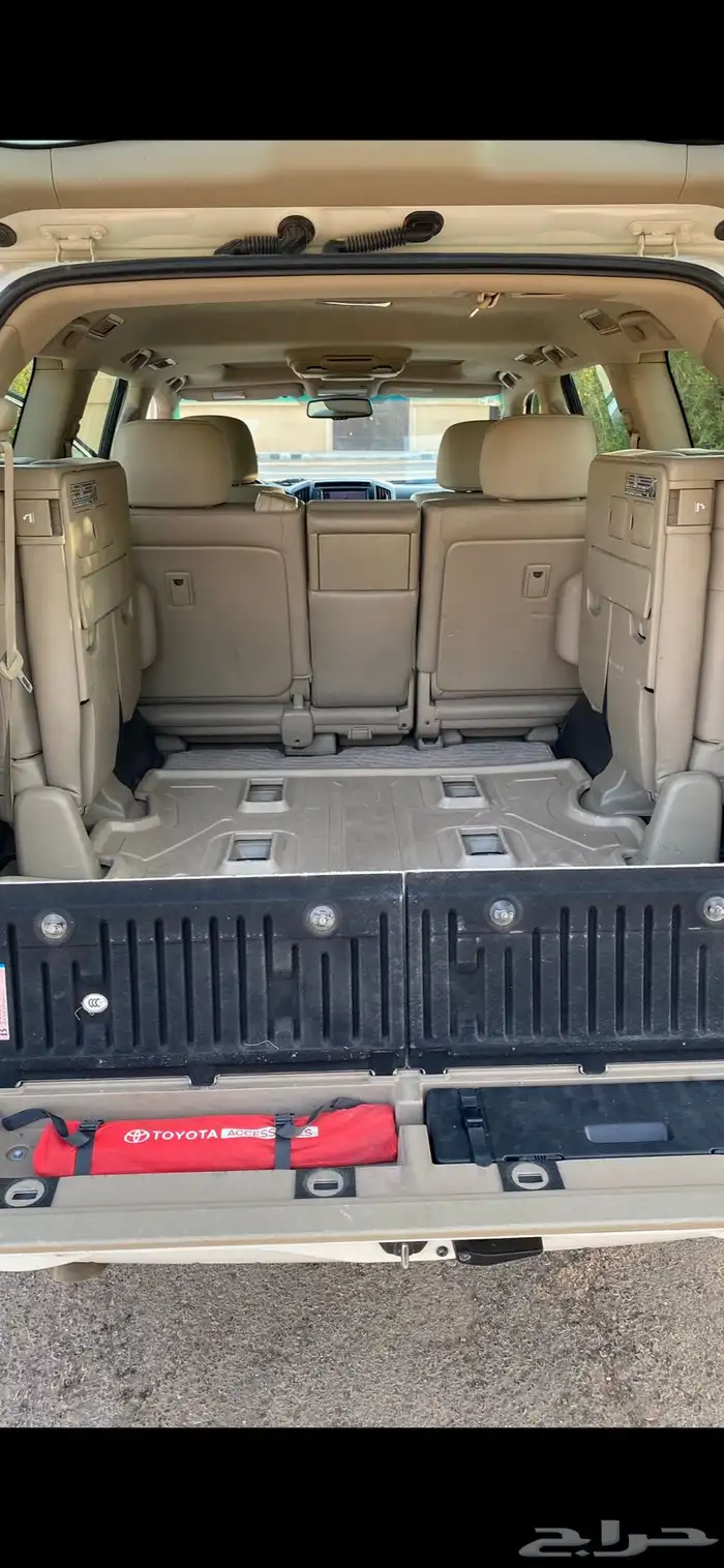 لاندكروزر في اكس ار 2011 5.7 سعودي 13