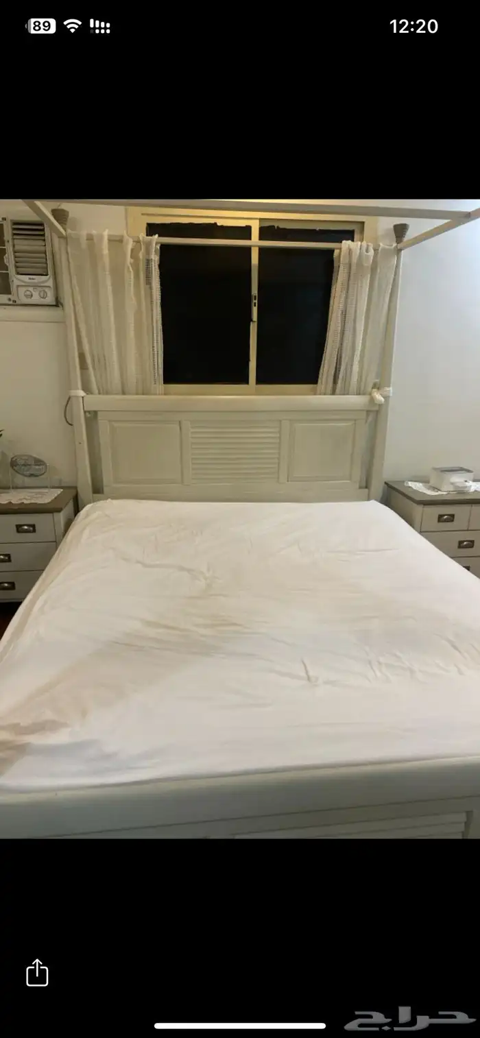 سرير مع مرتبة ودولاب واثنين كومودينا 3