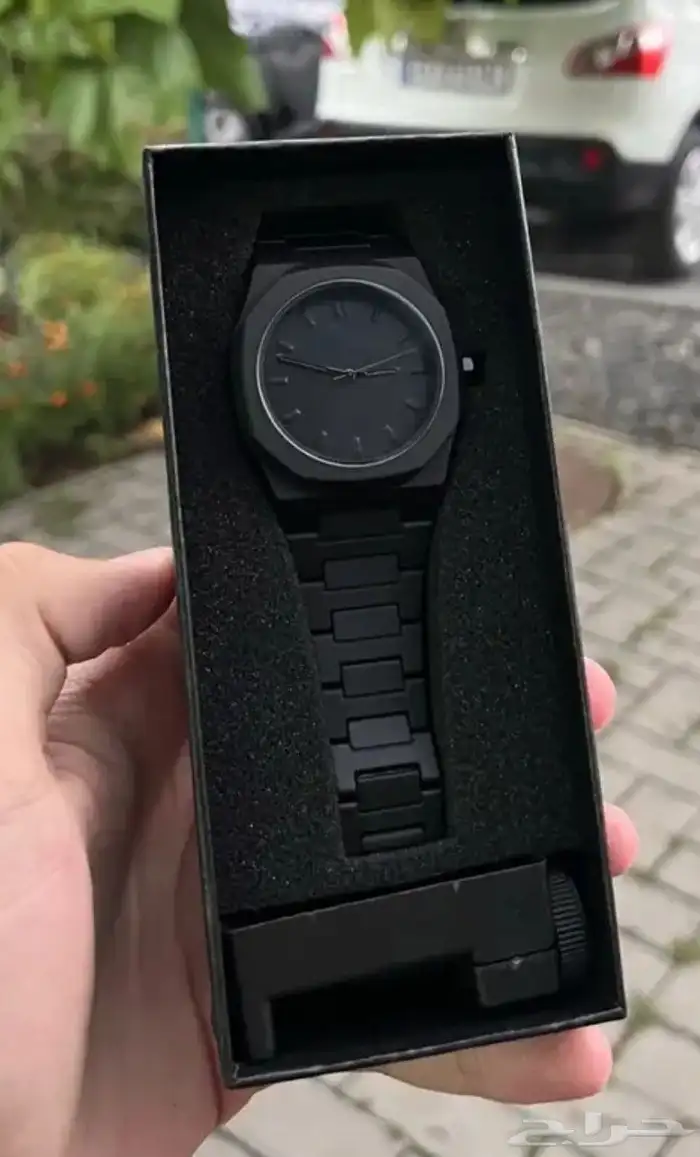 ساعة سودة للبيع 0