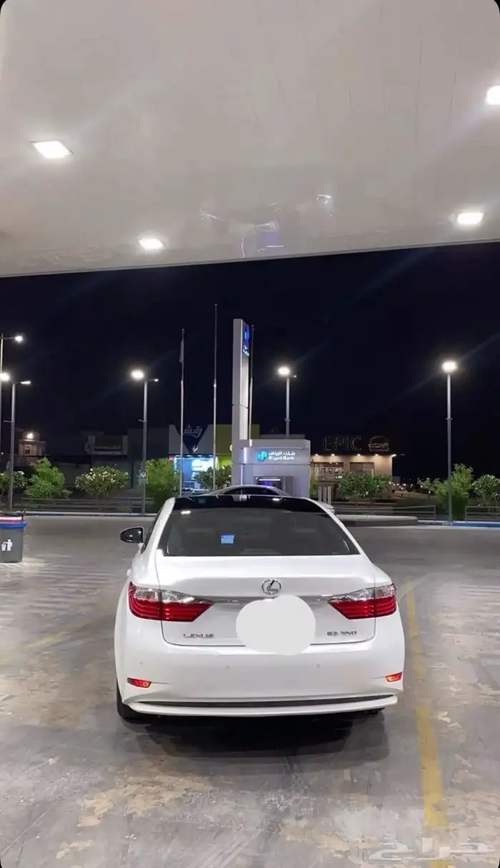 البيع لكزس ES 350 المديل 2013 الموتر على شرط 0