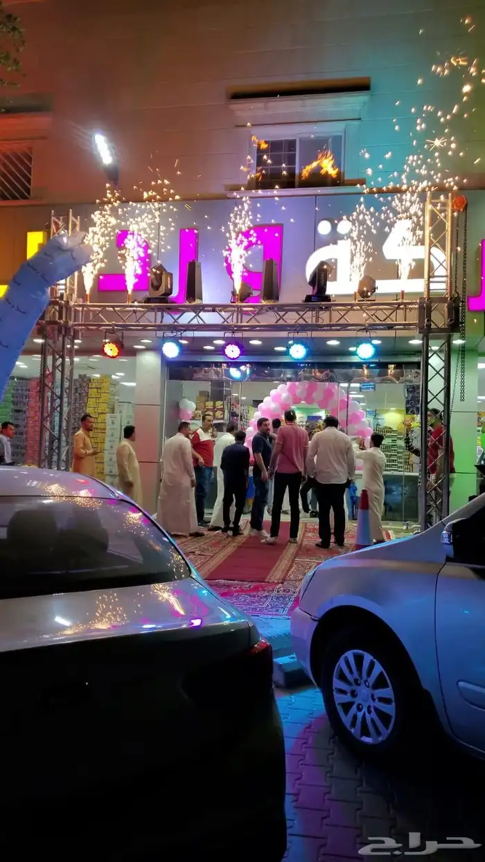 تنظيم حفلات وفتتحات تاجير شاشات مسارح خسب استيج المنيوم شرا 3