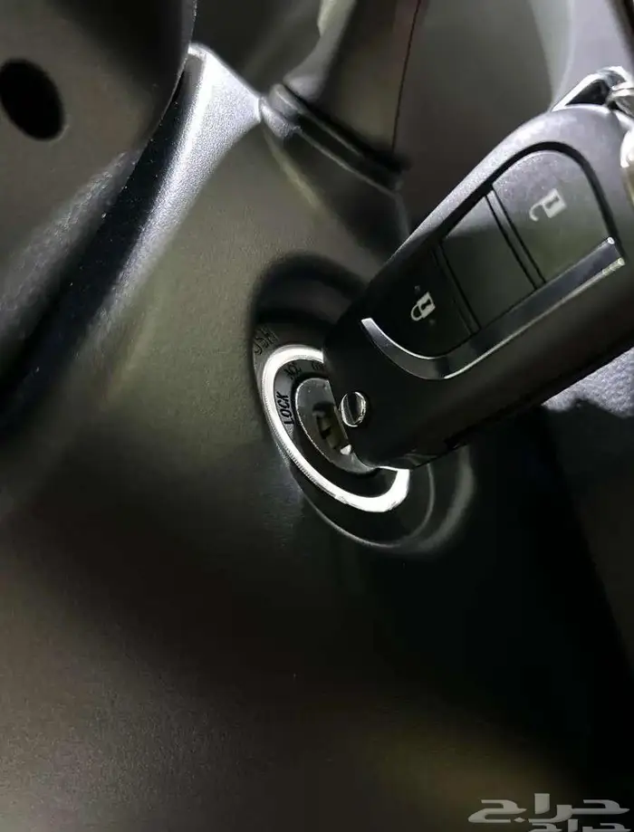 تويوتاراف فور 2025 ستاندرد دفع أمامي 13