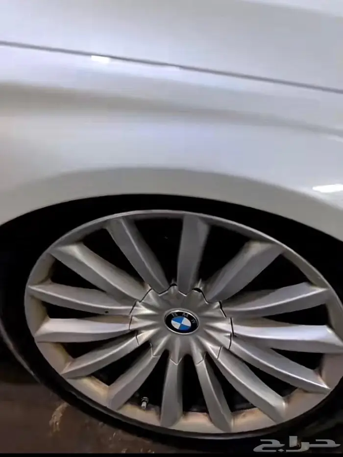 بي ام دبليو مساعدات بالونات 0