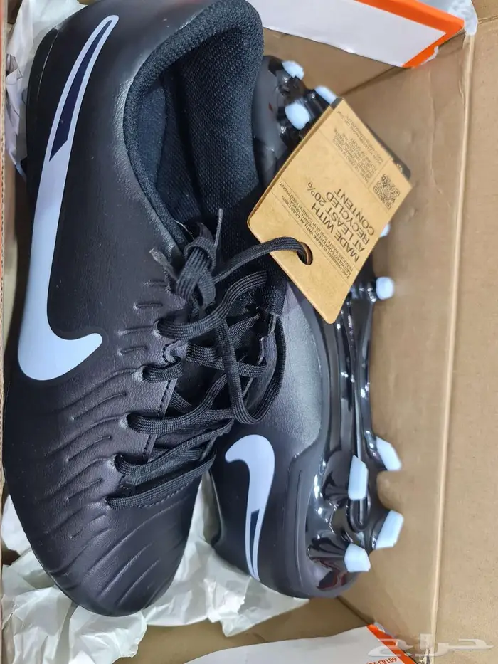 نايك جديده مع الكرتون اصلى من بريطانيا لندن 1