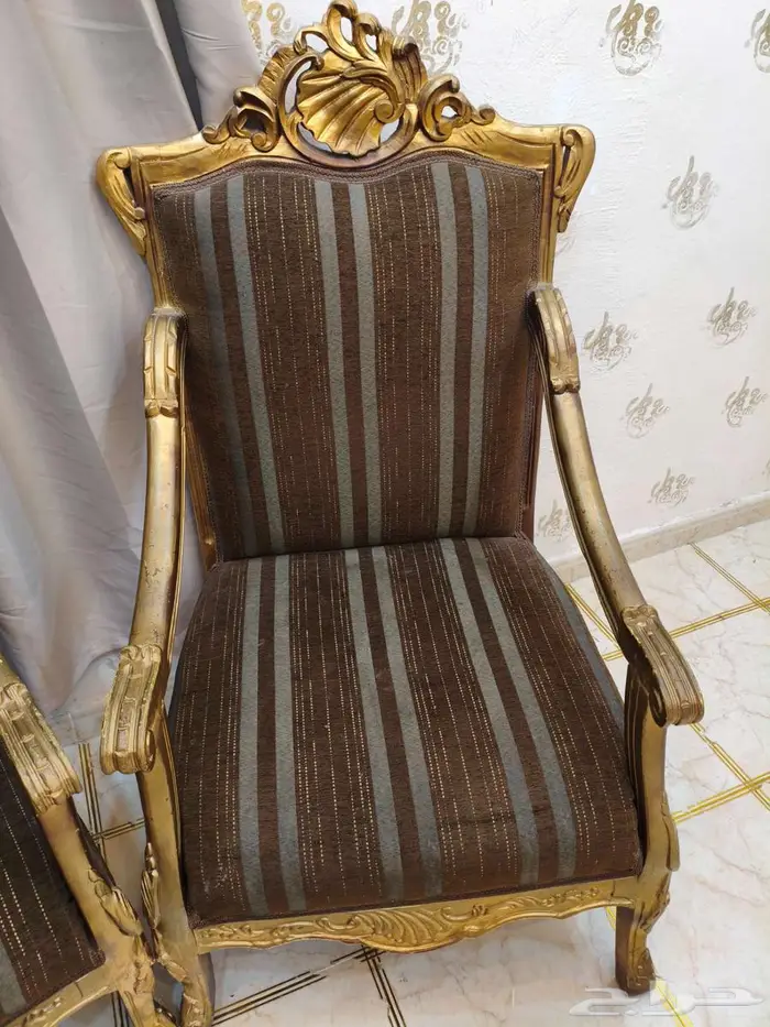 كنب قطعتين فاخر ونظيف 3