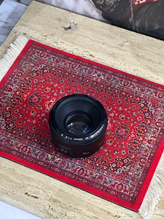 عدسة كانون 2