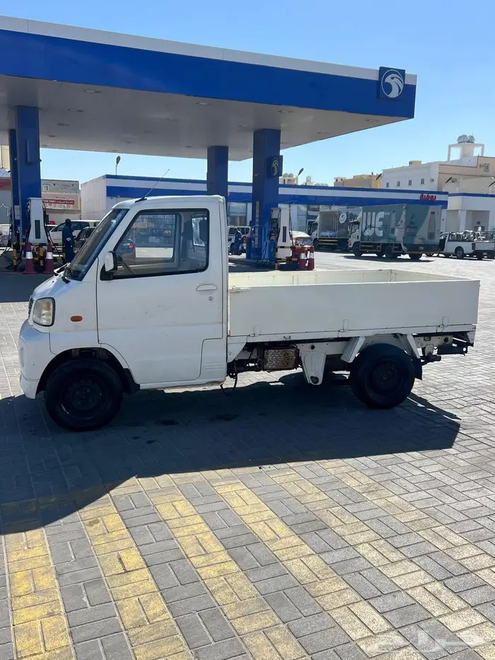 للبيع سيارة ديهاتسو 7