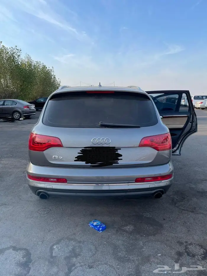 للبيع اودي Q7 موديل 2014 3