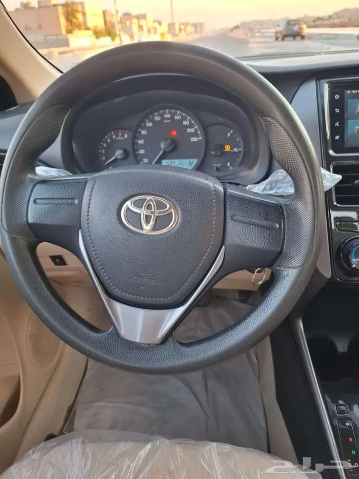 تويوتا يارس 2022 10