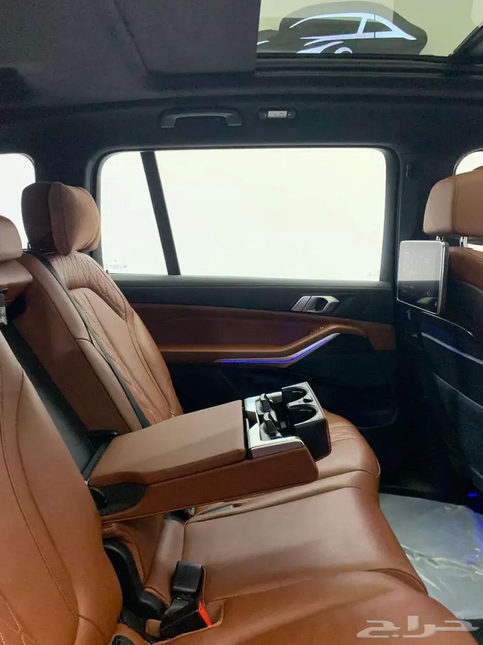 بي ام دبليو X7 2022 27