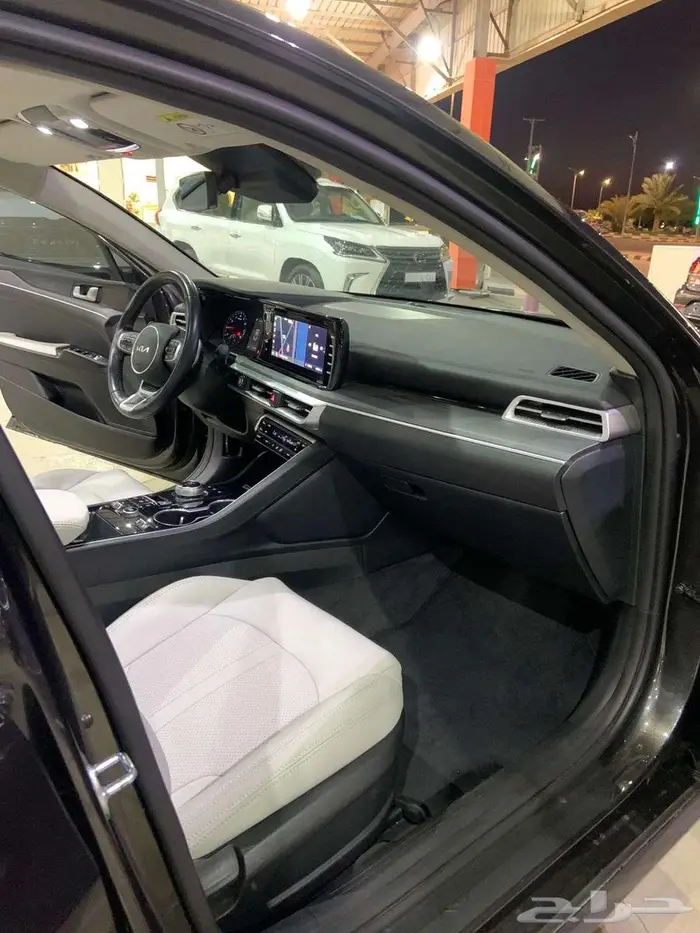 كيا اوبتيما 2022 بنزين شاشة كاميرا مستورد محرك 2.0 10