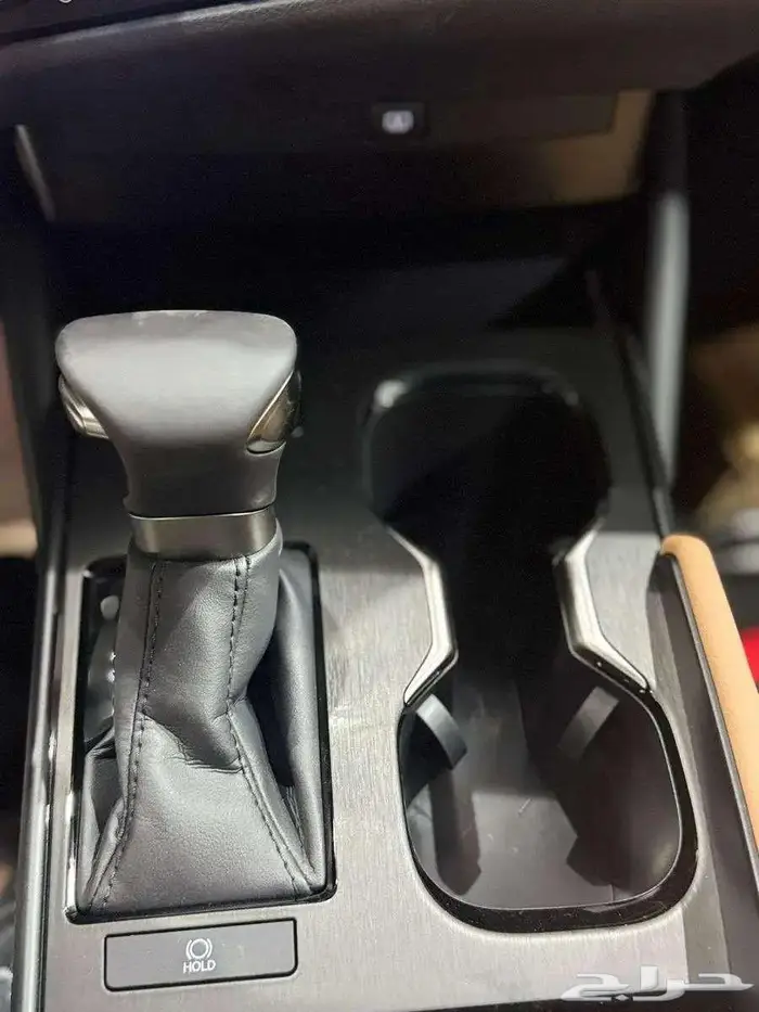 لكزس ES 350 استاندر بريمي فتحة سقف 2025 18