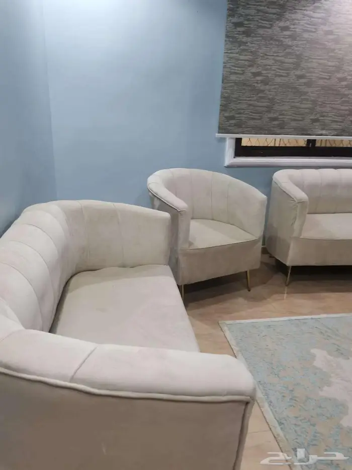 غرفه نوم وكنب للبيع 5