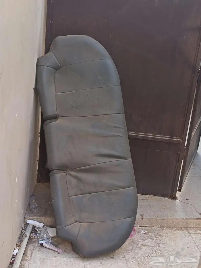 مرتبة خلفية النترا 2004 لوجه الله 0