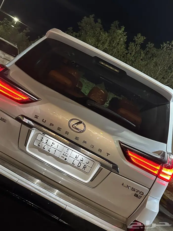 570 لكزس 0