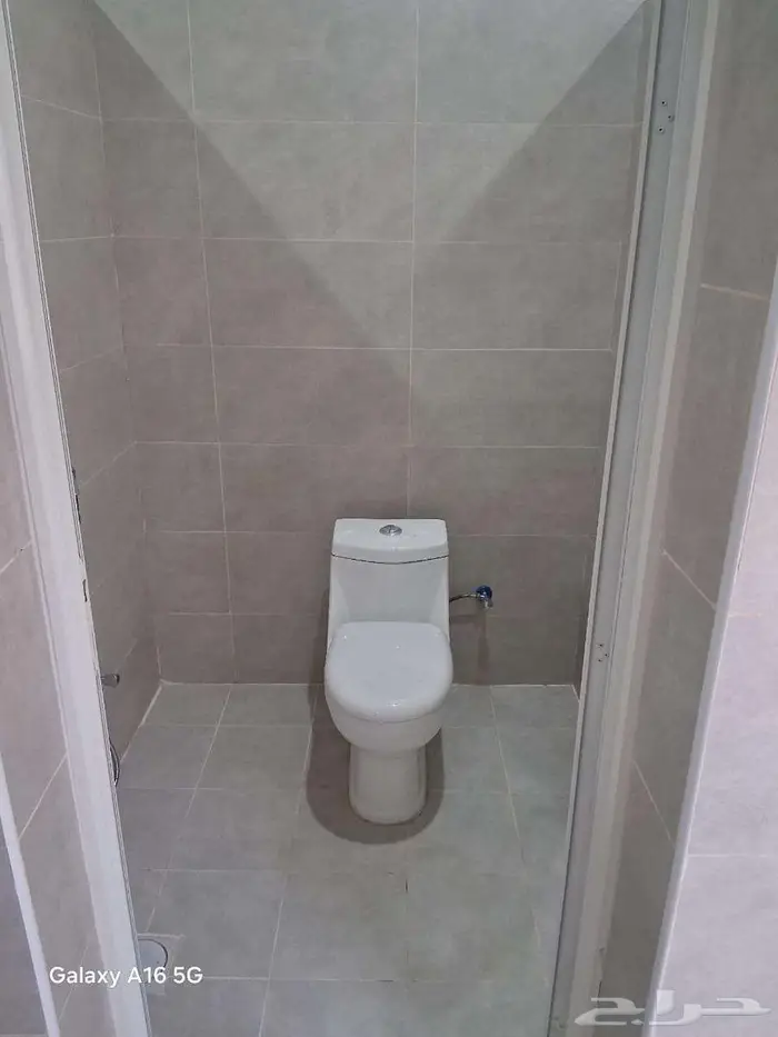 للإيجار مستودعات ممتازة جدا في العفجة بالخرج 12