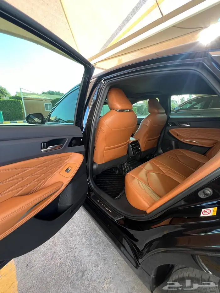 تويوتا افالون بريميوم 10