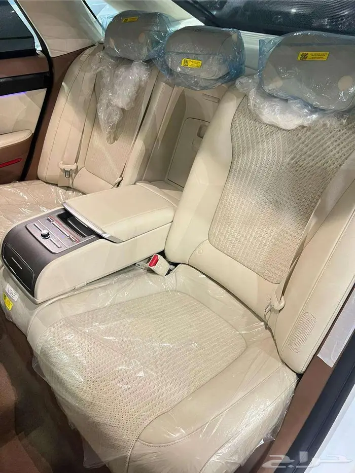 هونداي ازيرا 2024 كاليجرافي فل كامل جديد ( الوكيل سعودي ) 9